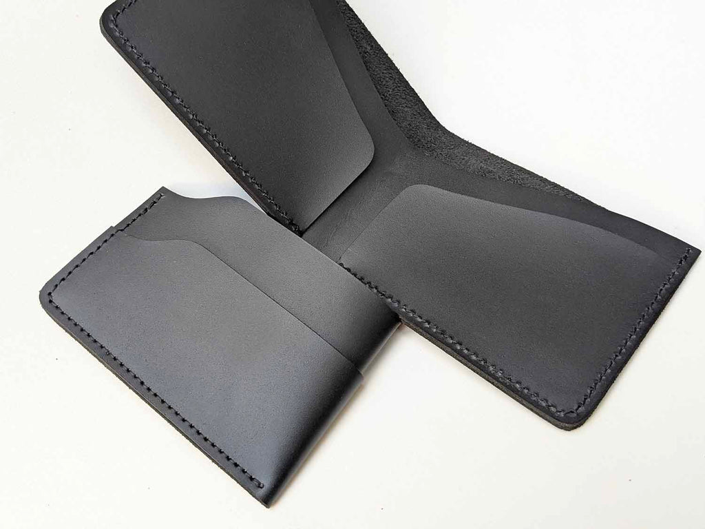 Essential - Card Holder