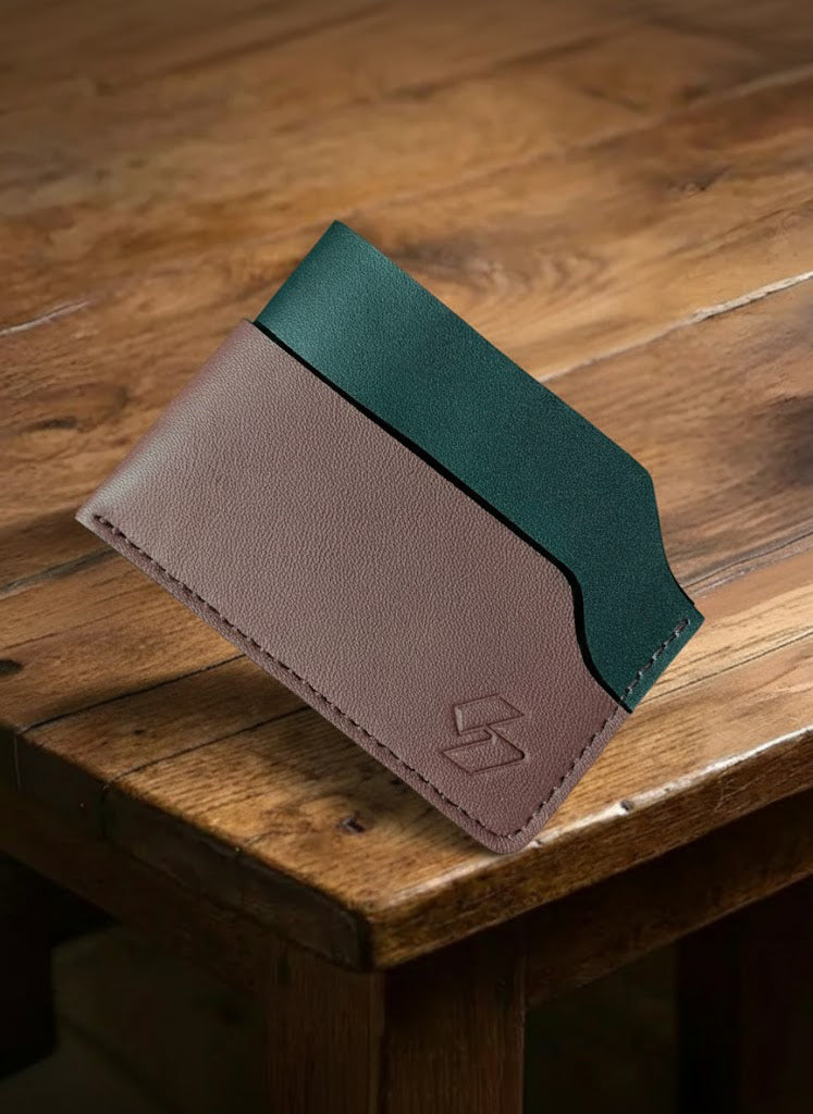 Essential - Card Holder