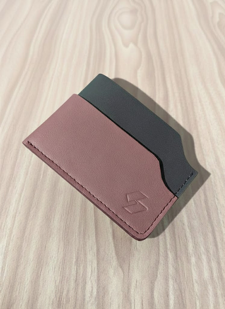 Essential - Card Holder